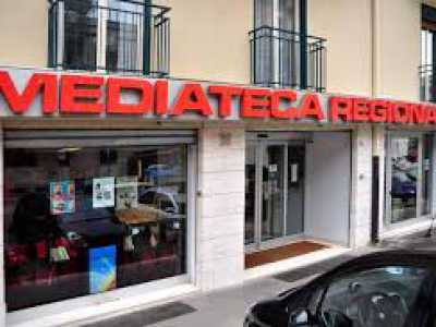 Come ci appare la Mediateca dall'esterno
